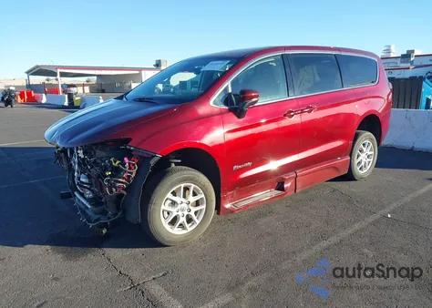2023 Chrysler Voyager Lx z USA, uszkodzony, nr VIN 2C4RC1CG3PR513255